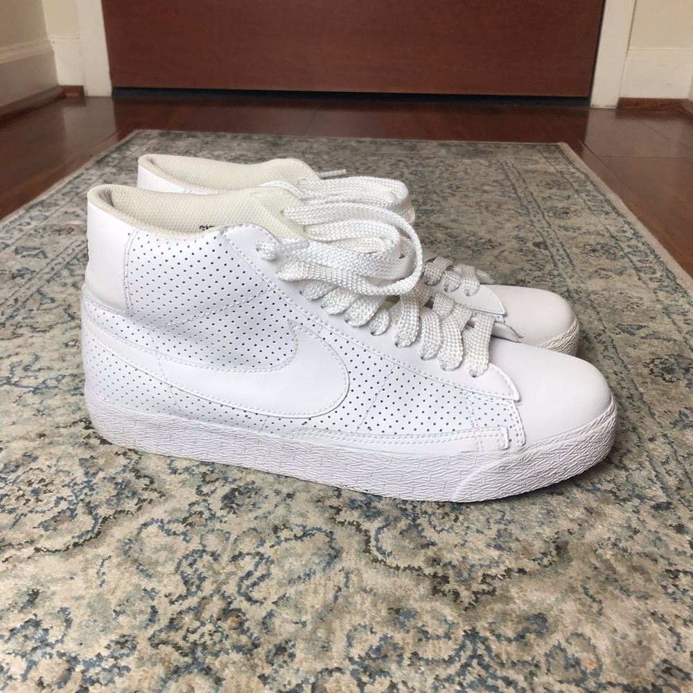 NIKE BLAZER HIGH WHITE 2007 315877-111 Size 9.5